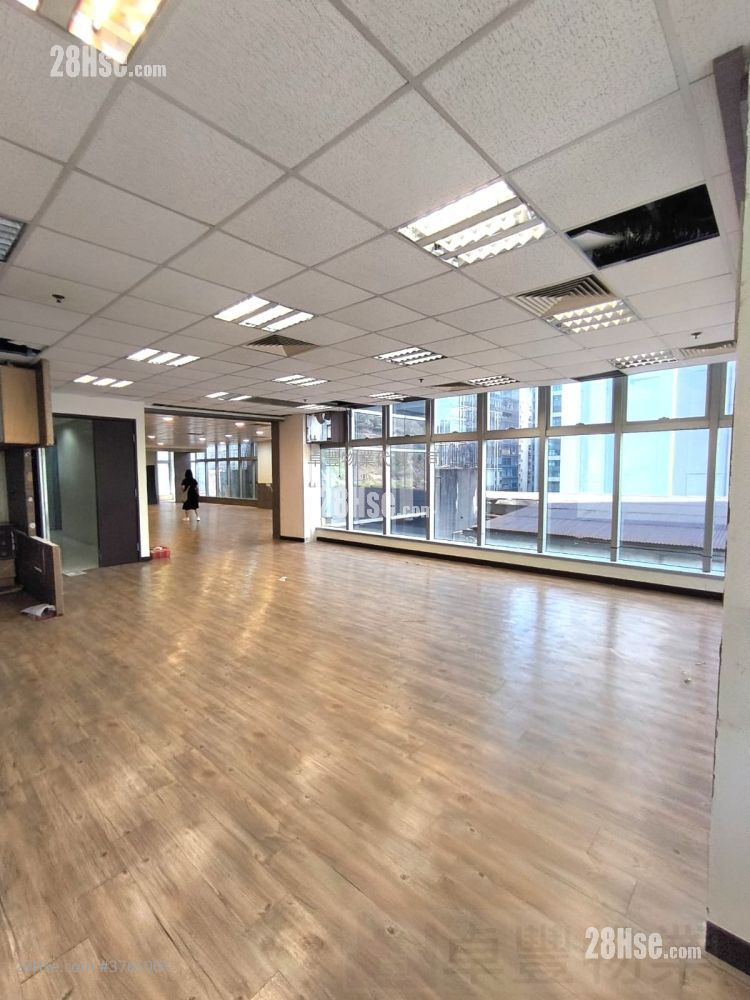 擎天广场 租盘 2 房 2,700 平方尺