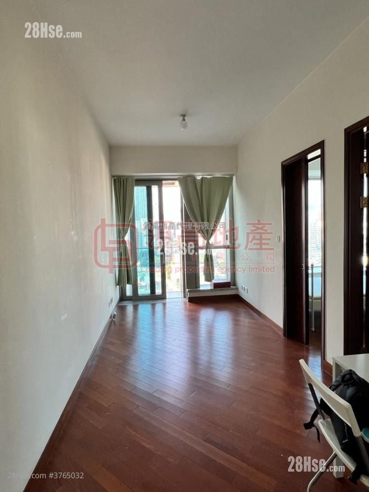 The Coronation Sell 1 Bedroom , 1 Bathroom 496 ft²