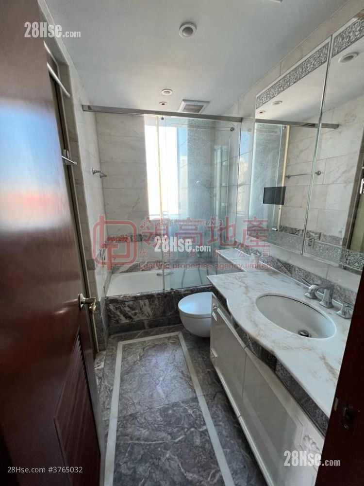 The Coronation Sell 1 Bedroom , 1 Bathroom 496 ft²