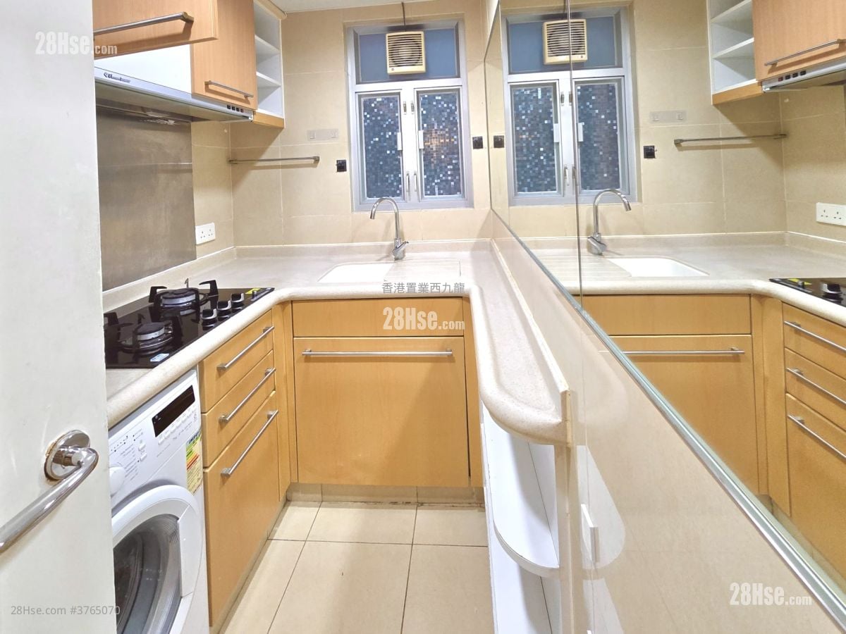 The Pacifica Sell 2 Bedrooms 441 ft²