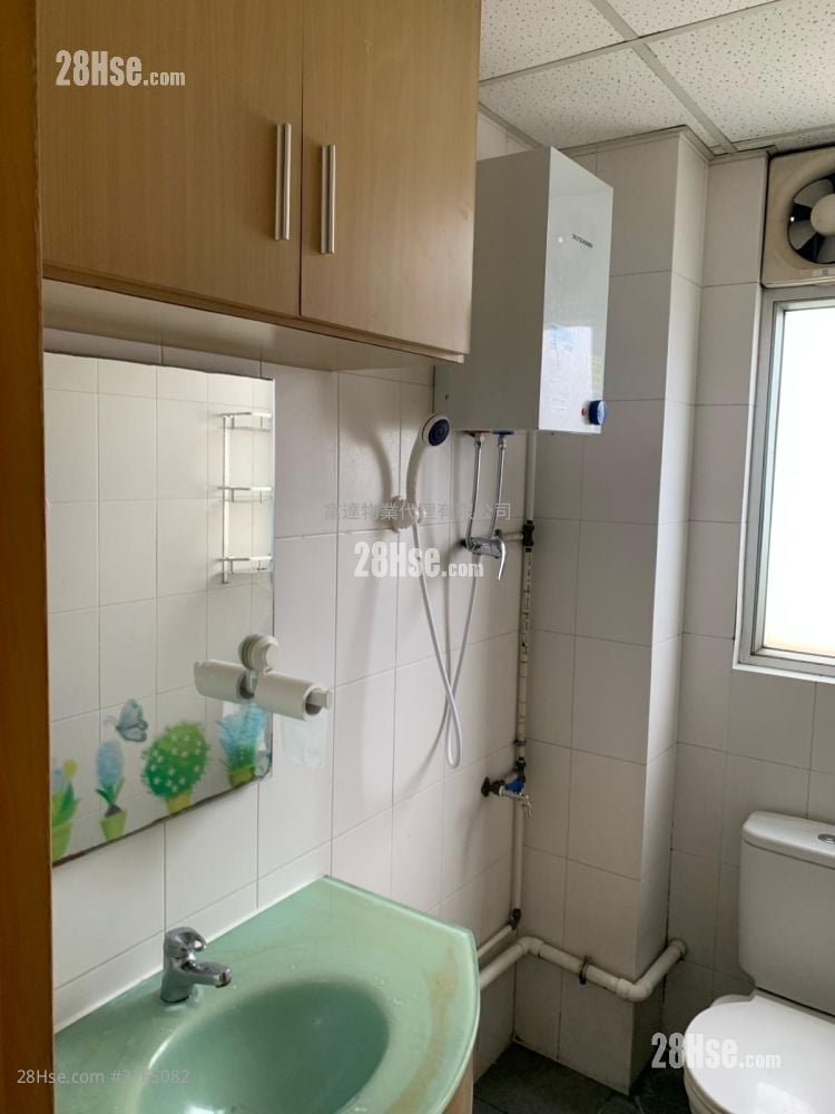 Gold Way Industrial Centre Sell 1 Bedroom , 1 Toilet