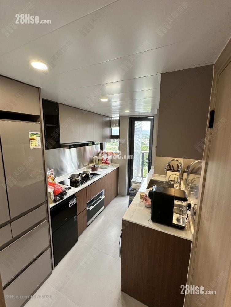 Park Signature Sell 3 Bedrooms , 2 Bathrooms 786 ft²