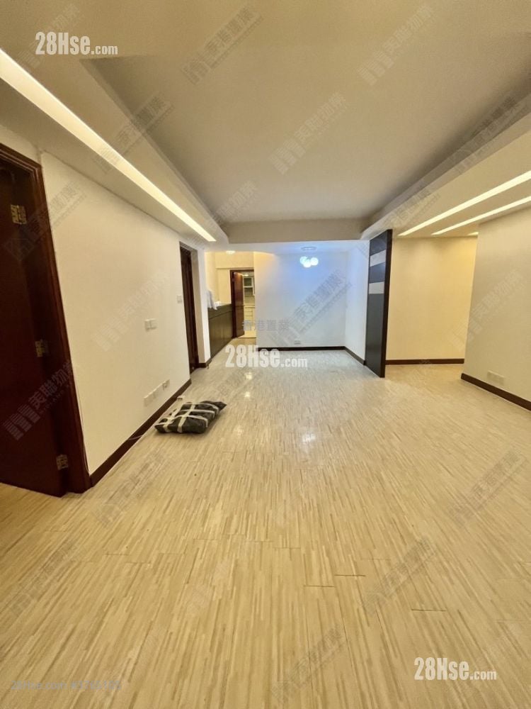 Dragon View Sell 4 Bedrooms 1,263 ft²