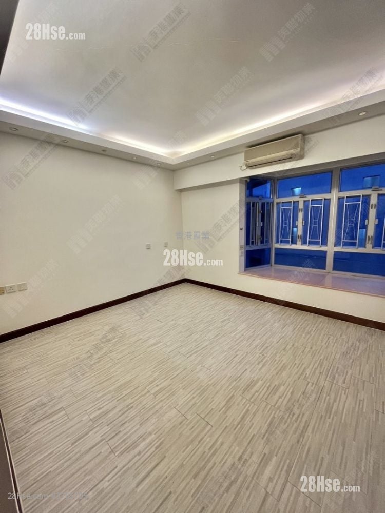 Dragon View Sell 4 Bedrooms 1,263 ft²