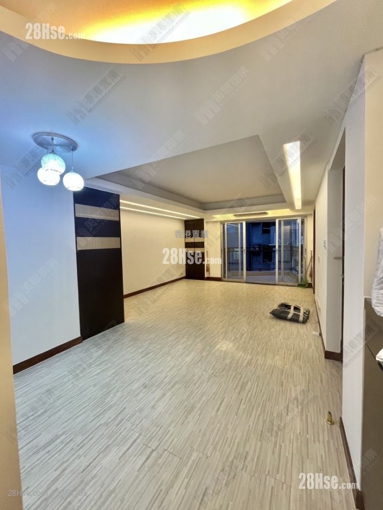 Dragon View Sell 4 Bedrooms 1,263 ft²