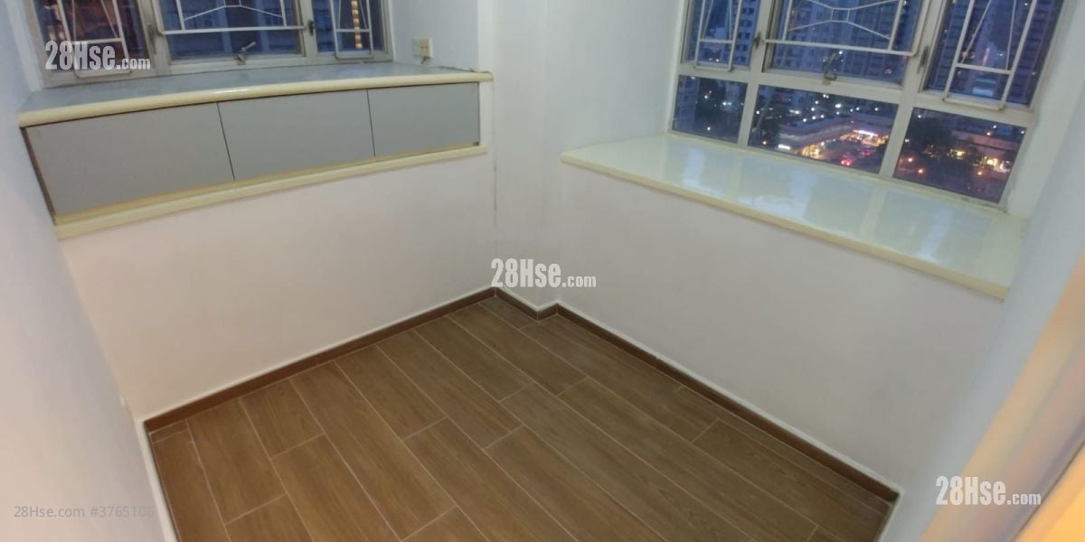 Greenwood Garden Sell 1 Bedroom , 1 Bathroom 215 ft²