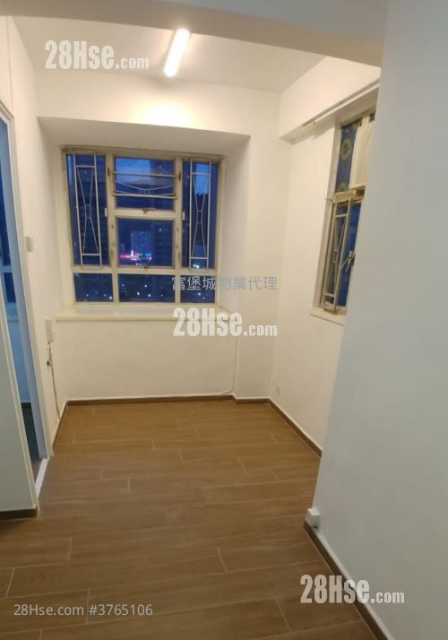 Greenwood Garden Sell 1 Bedroom , 1 Bathroom 215 ft²