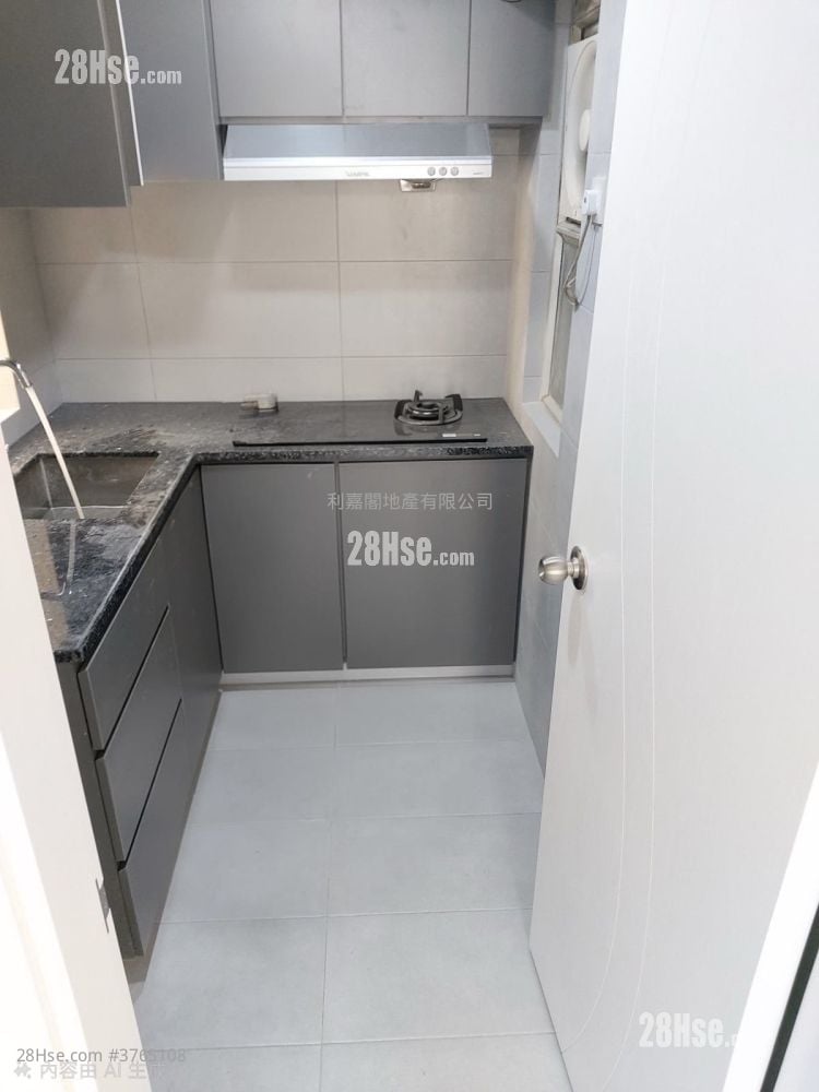 南丰新邨 售盘 3 房 , 1 浴室 516 平方尺