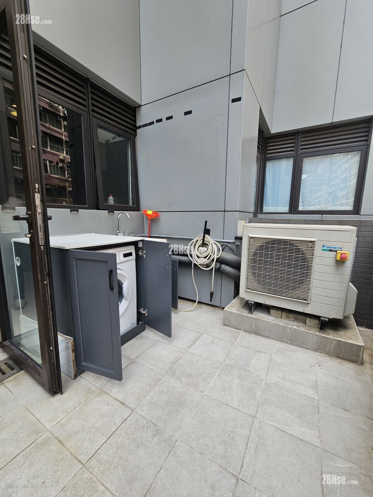 AVA61 租盘 开放式间隔 , 1 厕所