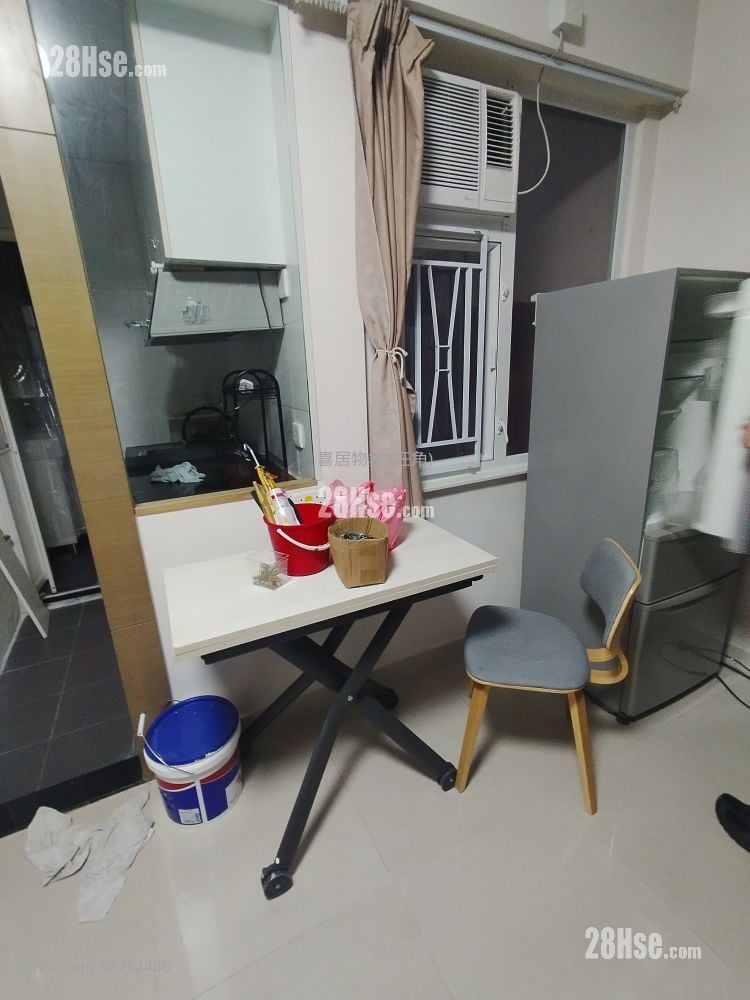 昌明大厦 租盘 2 房 , 2 浴室 380 平方尺