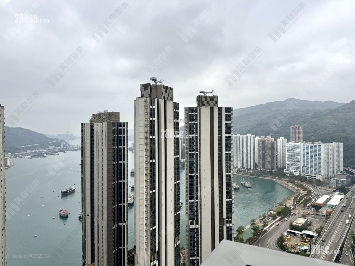 Parc City Sell 3 Bedrooms , 2 Bathrooms 838 ft²