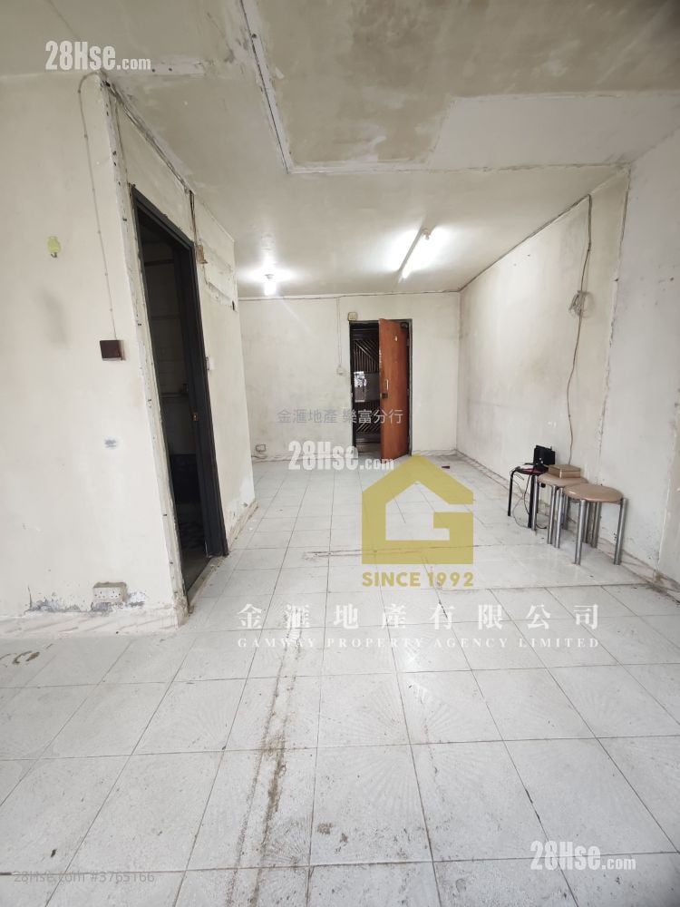 Tung Tau (Ii) Estate Sell 2 Bedrooms , 1 Bathroom 385 ft²