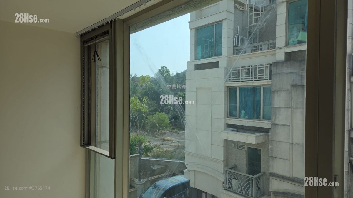 尚城 售盘 5+ 房 , 4 浴室 1,599 平方尺