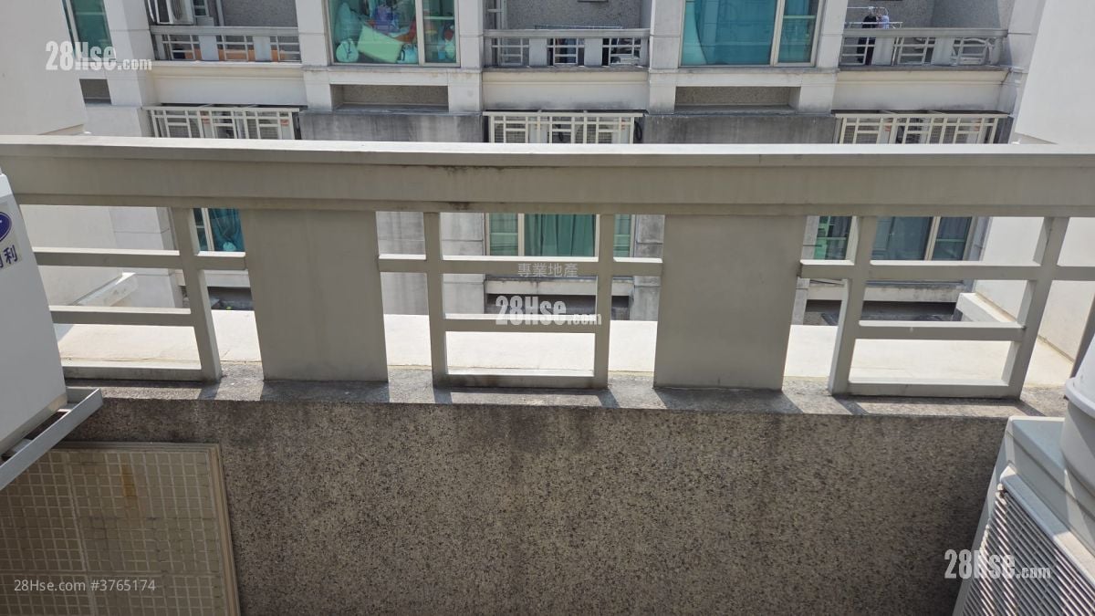 尚城 售盘 5+ 房 , 4 浴室 1,599 平方尺