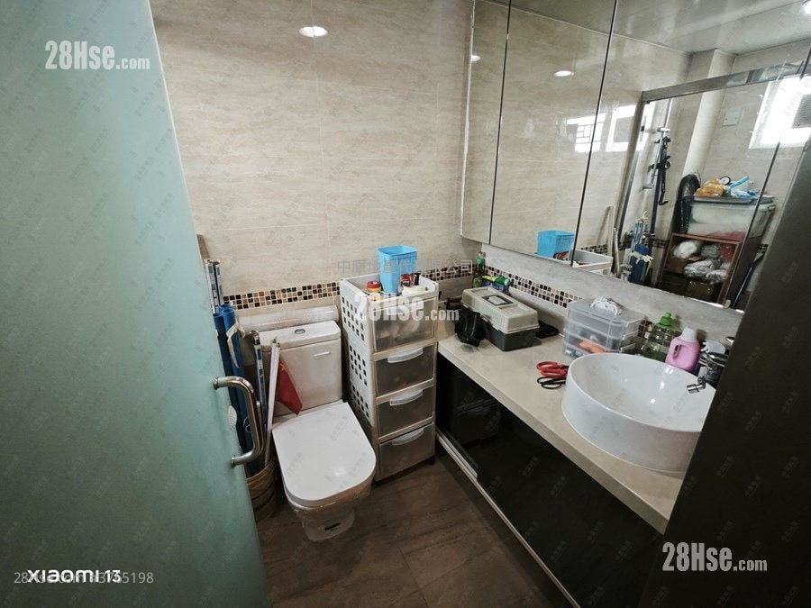 颐景居 售盘 3 房 864 平方尺