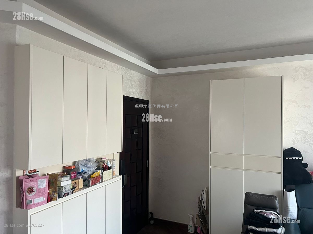 Whampoa Garden Sell 3 Bedrooms 729 ft²