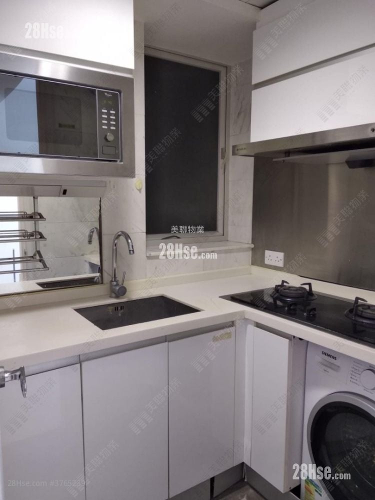 Festival City Sell 4 Bedrooms , 2 Bathrooms 688 ft²