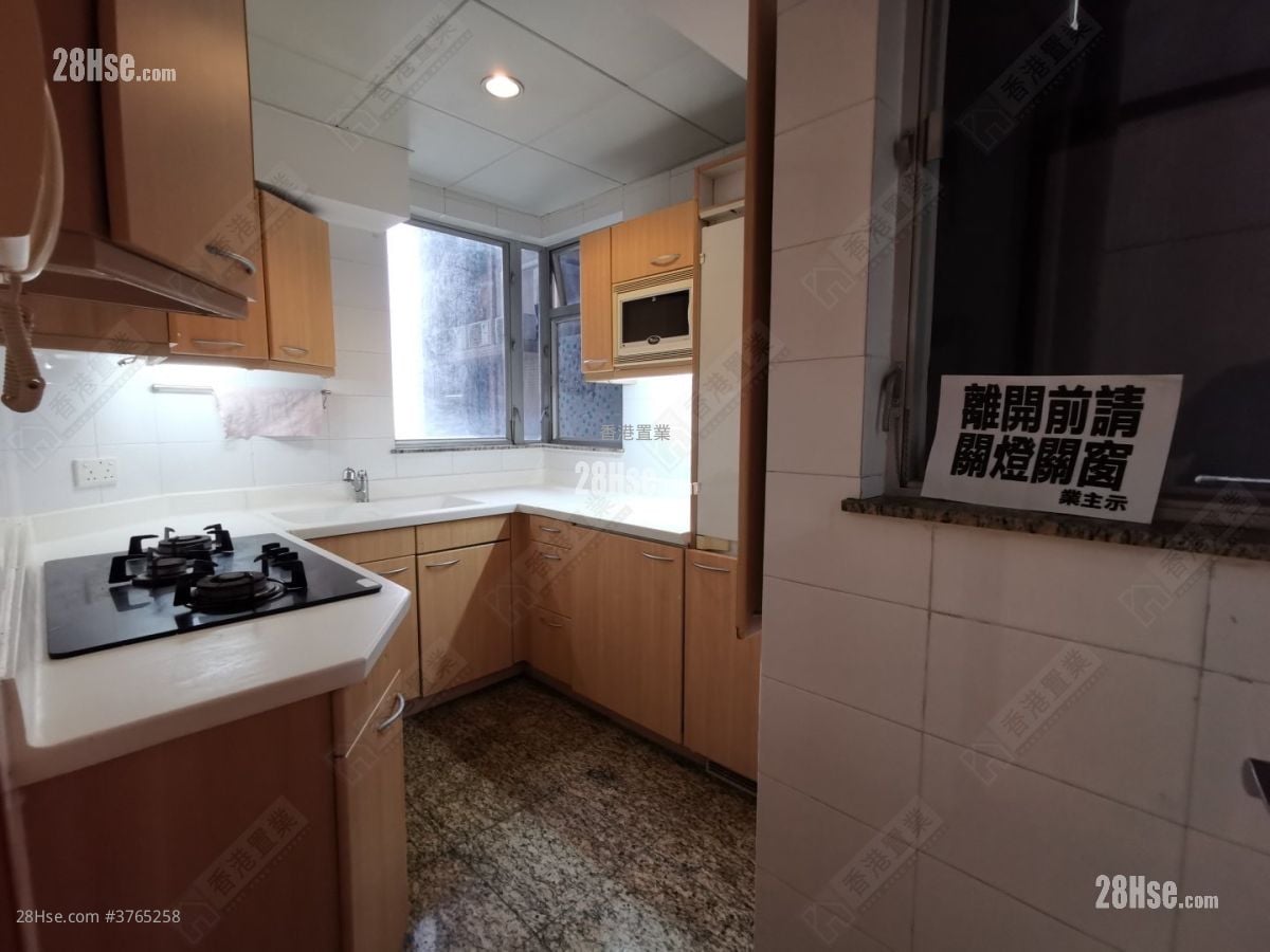 漾日居 售盘 3 房 , 3 浴室 943 平方尺