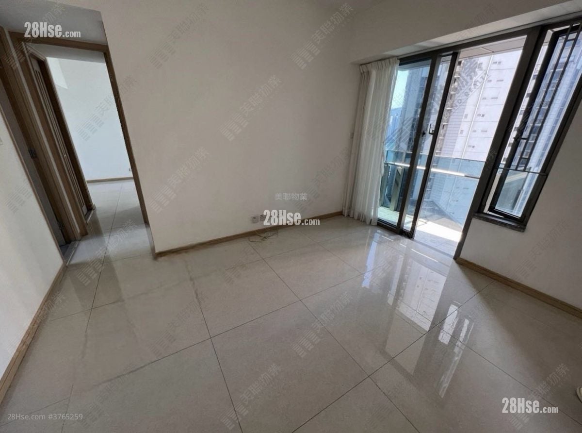 Ocean Pride Sell 3 Bedrooms , 2 Bathrooms 773 ft²