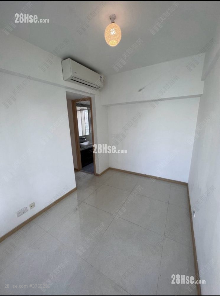 Ocean Pride Sell 3 Bedrooms , 2 Bathrooms 773 ft²