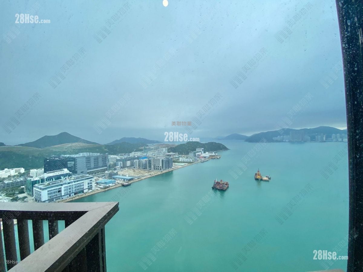 Lp10 Sell 2 Bedrooms , 2 Bathrooms 712 ft²