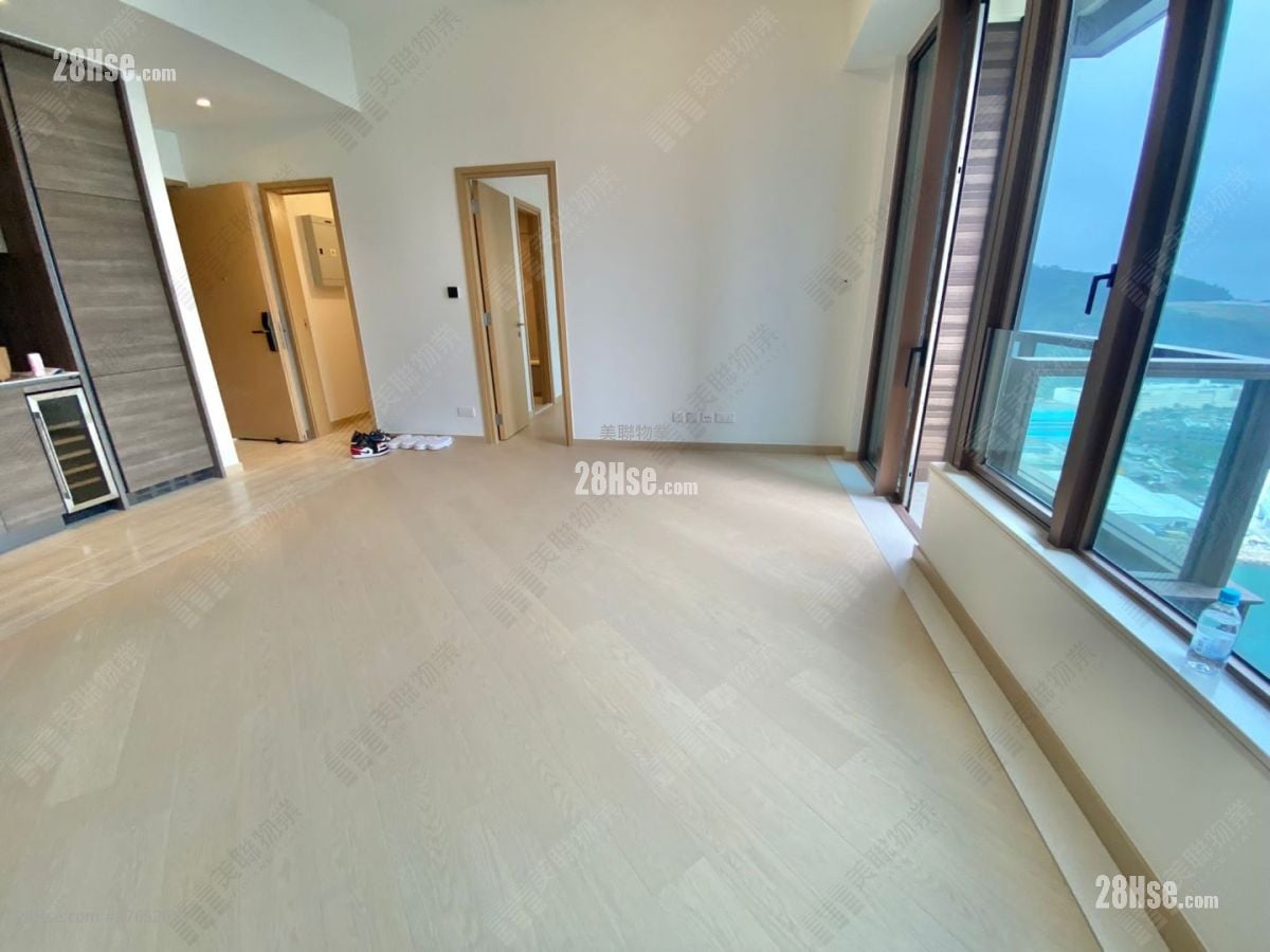 Lp10 Sell 2 Bedrooms , 2 Bathrooms 712 ft²