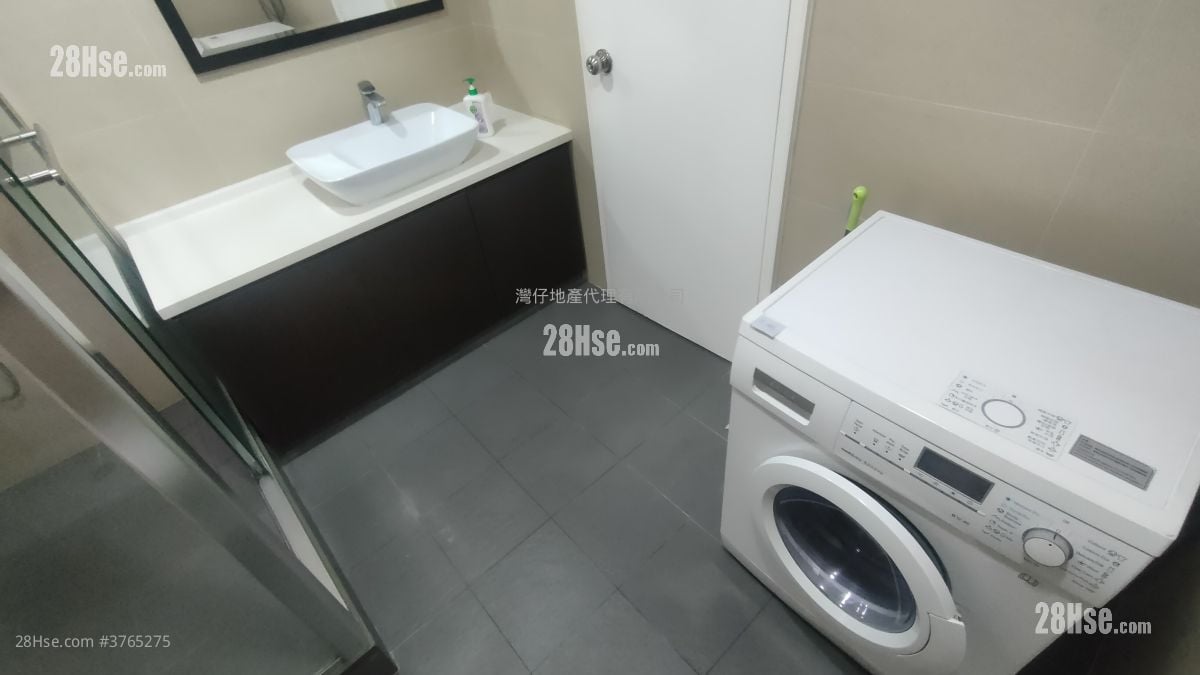 中南楼 售盘 2 房 , 1 浴室 404 平方尺