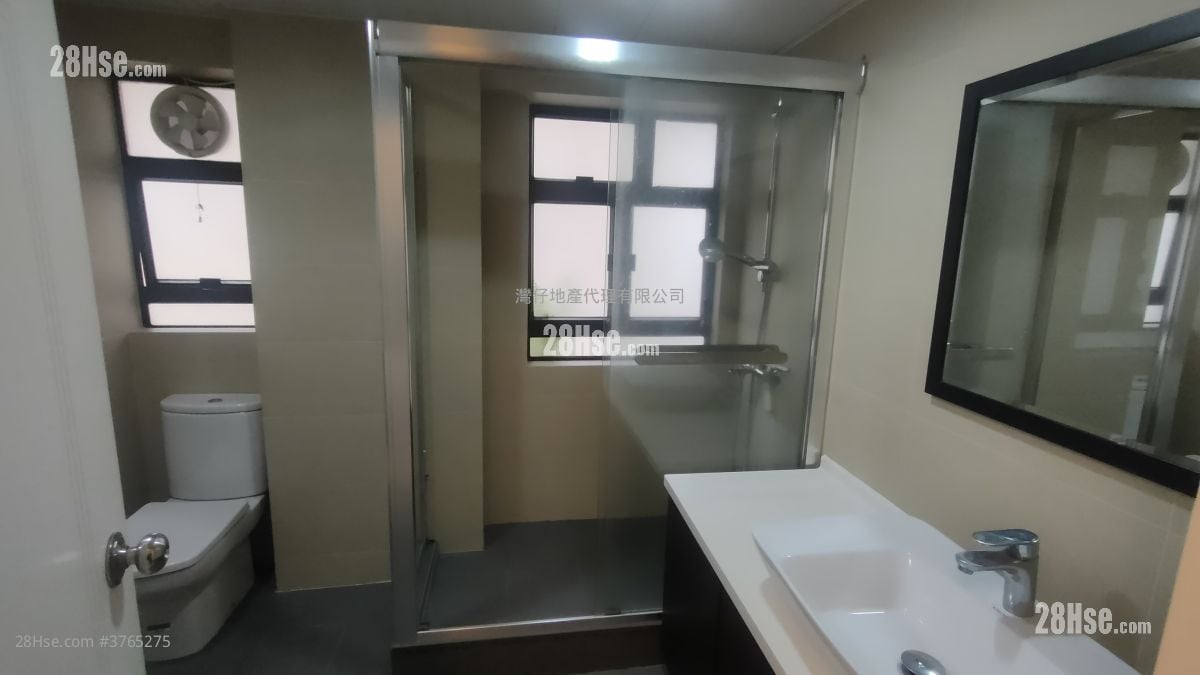 中南楼 售盘 2 房 , 1 浴室 404 平方尺