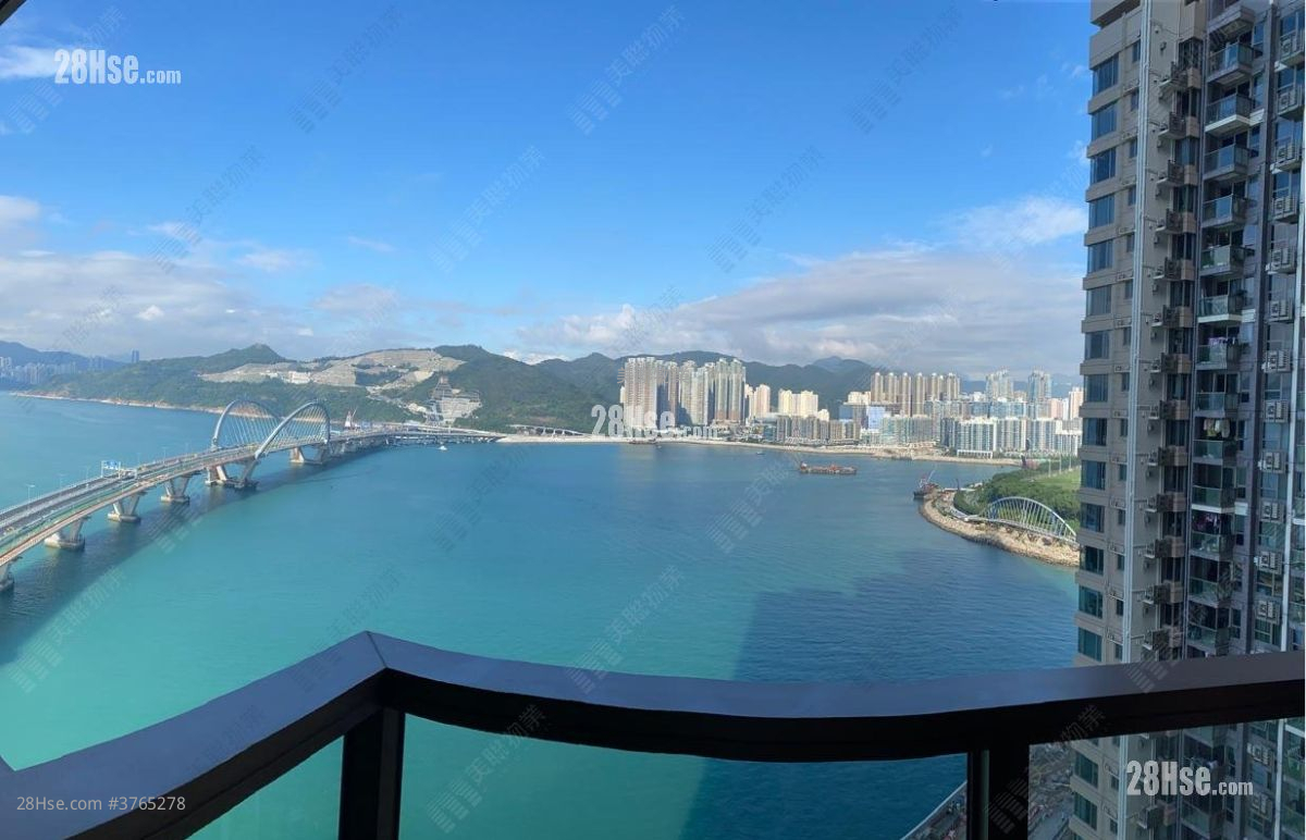 Lp10 Sell 3 Bedrooms , 2 Bathrooms 796 ft²