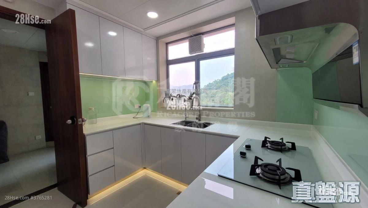 The Caldecott Sell 4 Bedrooms 1,659 ft²