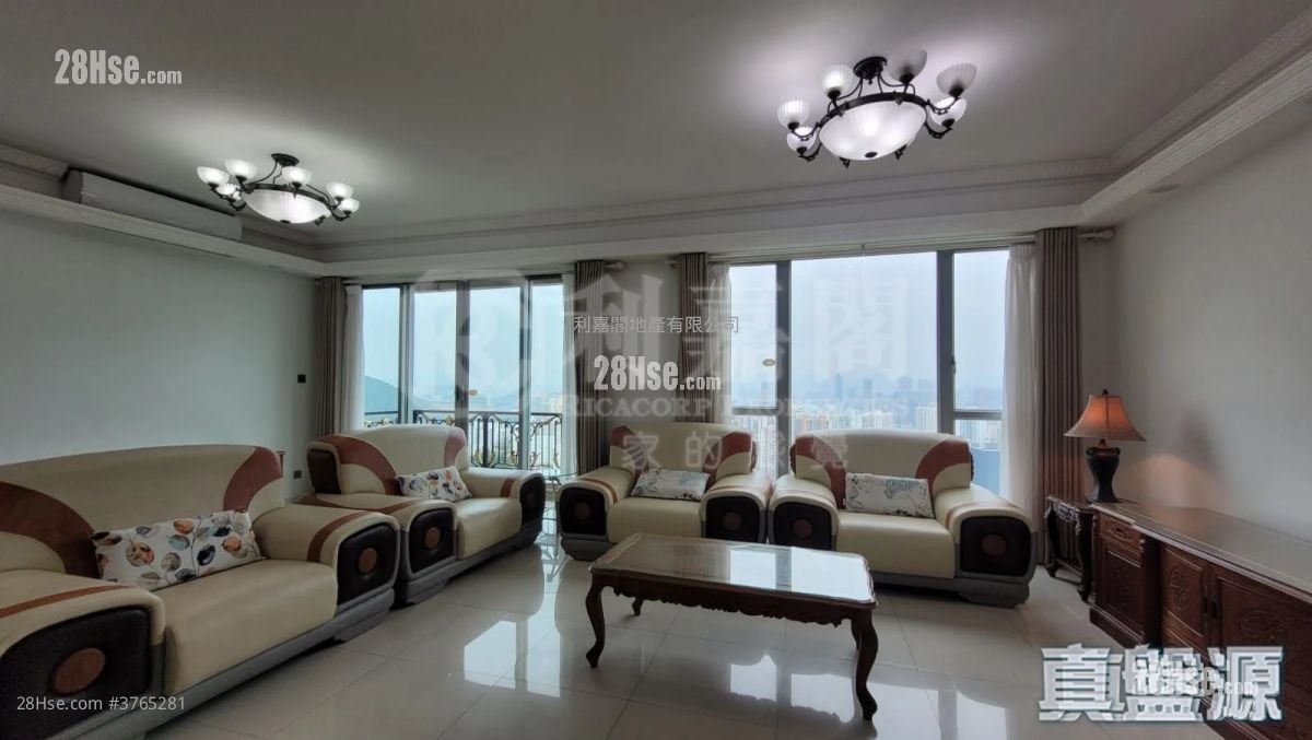 The Caldecott Sell 4 Bedrooms 1,659 ft²