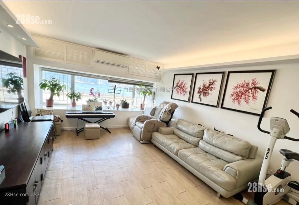 和富中心 售盘 3 房 , 2 浴室 1,308 平方尺