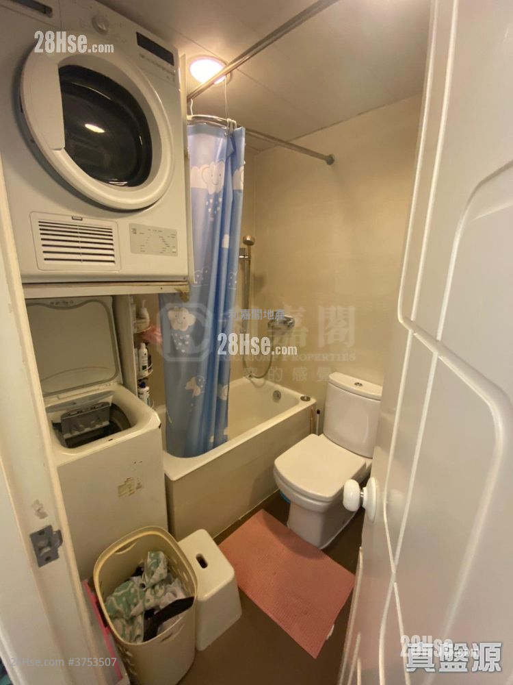 光超台 售盤 2 房 , 1 浴室 550 平方呎