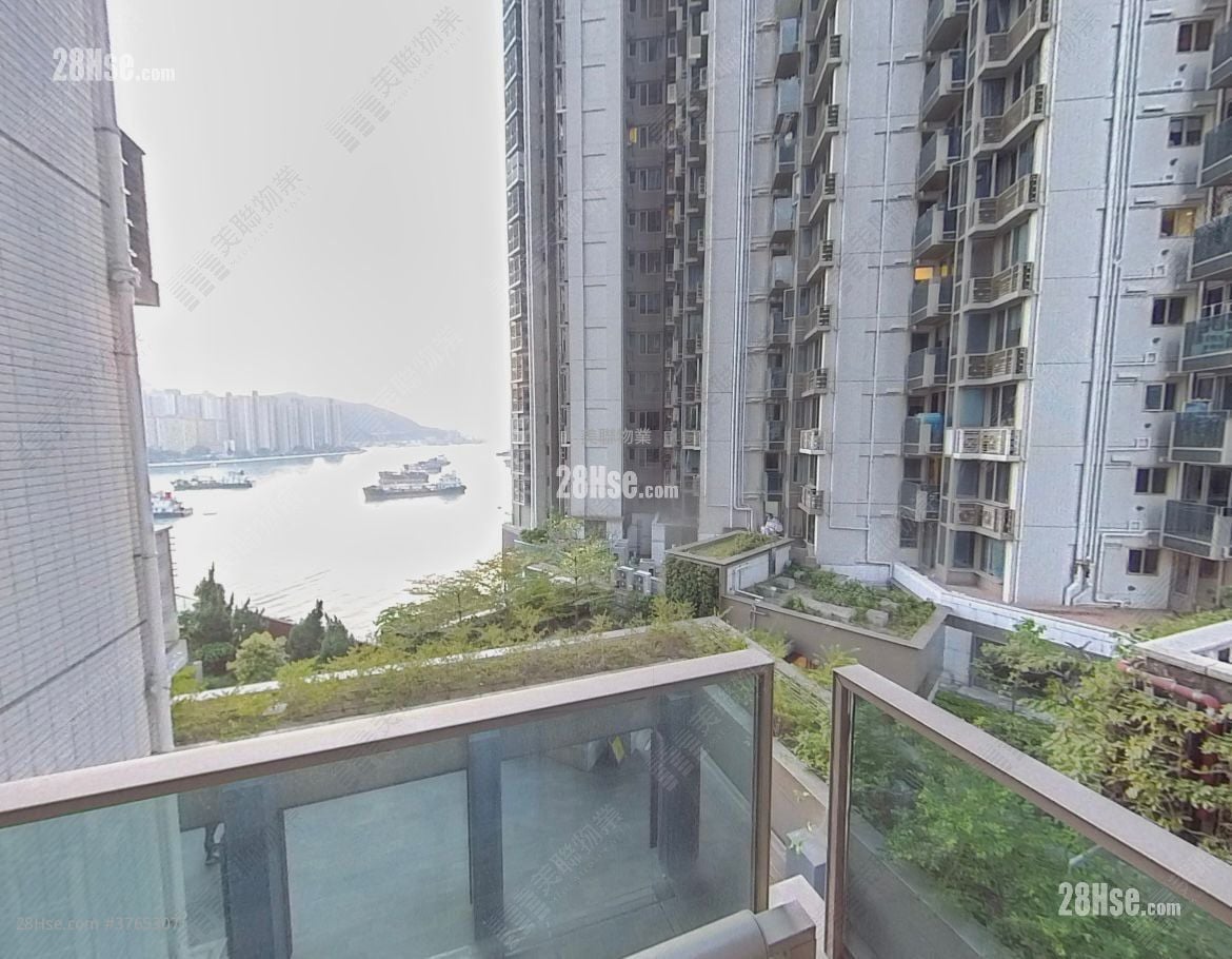 Ocean Pride Sell 2 Bedrooms , 1 Bathroom 538 ft²