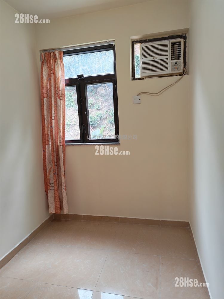 村屋 租盘 2 房 , 1 浴室 400 平方尺