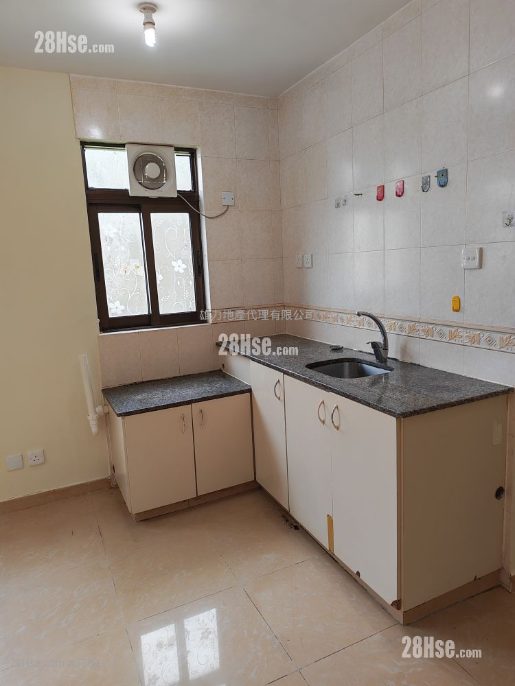 村屋 租盘 2 房 , 1 浴室 400 平方尺