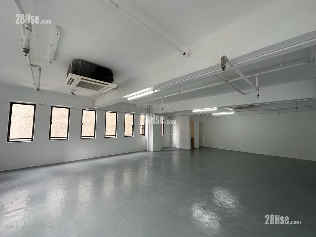 V Ga Building Rental 2 Toilets