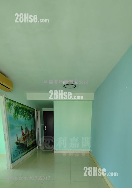 Central Park Towers Sell 2 Bedrooms , 1 Bathroom 493 ft²