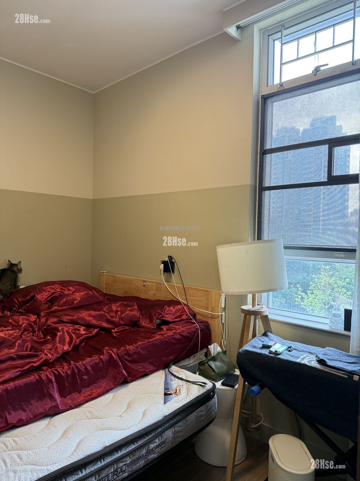 Kwun Tak Court Sell 2 Bedrooms , 1 Bathroom 568 ft²