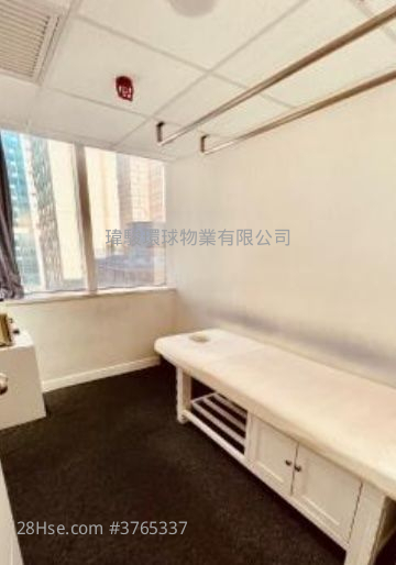 加拿芬广场 租盘