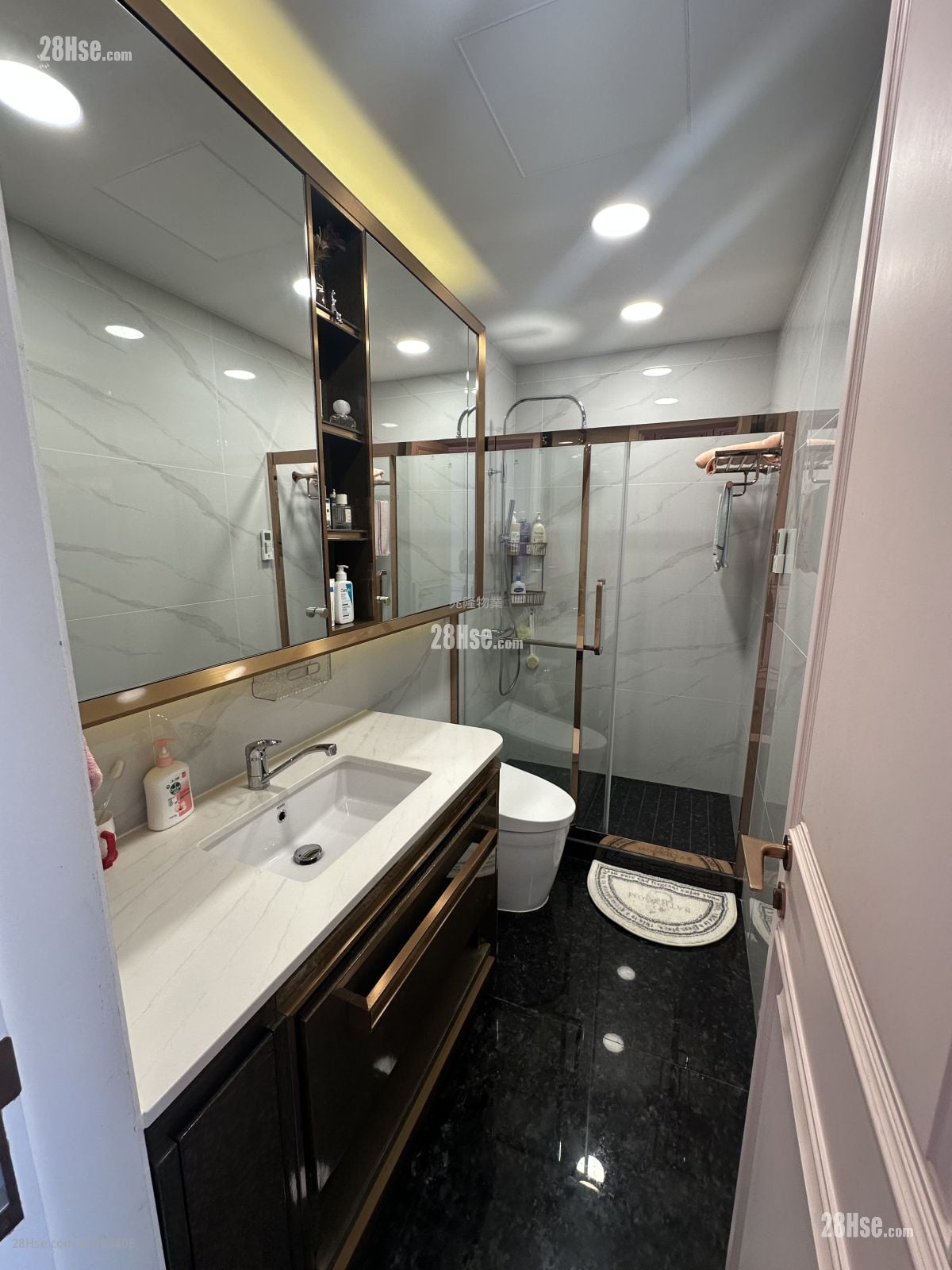 Eden Gate Sell 5+ Bedrooms , 4 Bathrooms 3,442 ft²