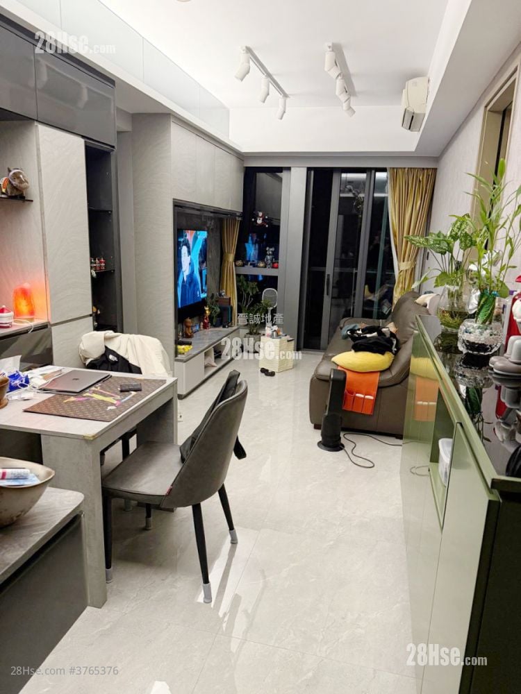 Le Pont Sell 2 Bedrooms , 1 Bathroom 558 ft²