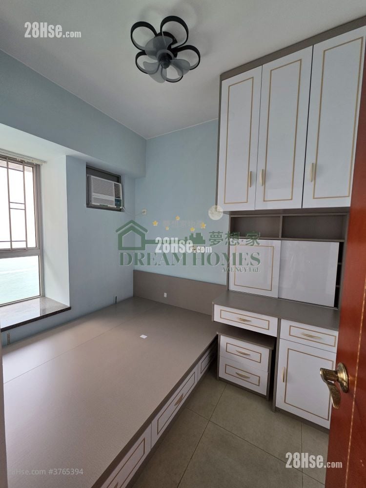 The Merton Sell 2 Bedrooms , 1 Bathroom 482 ft²