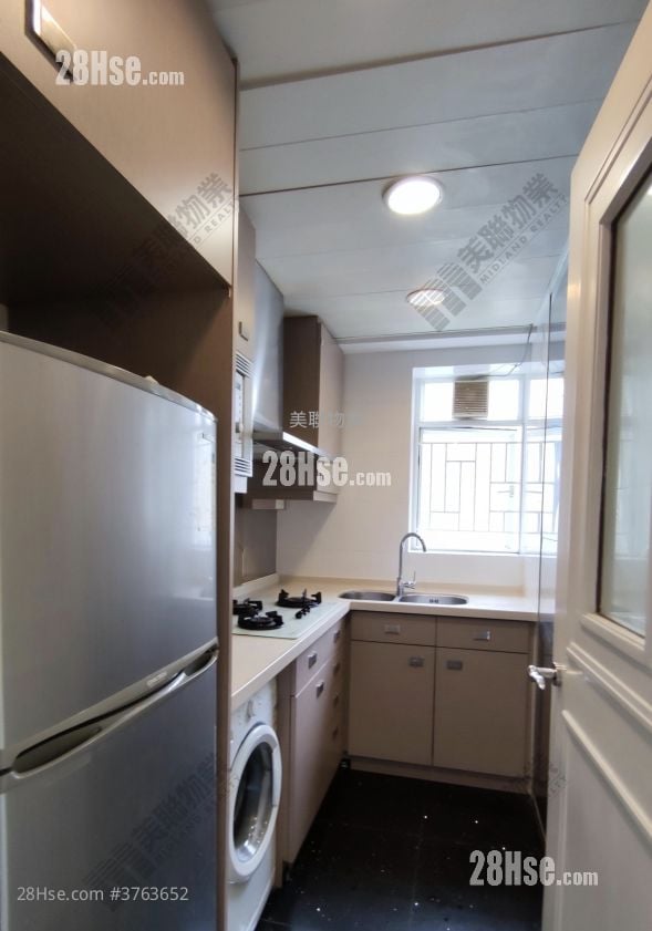 城中駅 售盘 3 房 , 2 浴室 731 平方尺