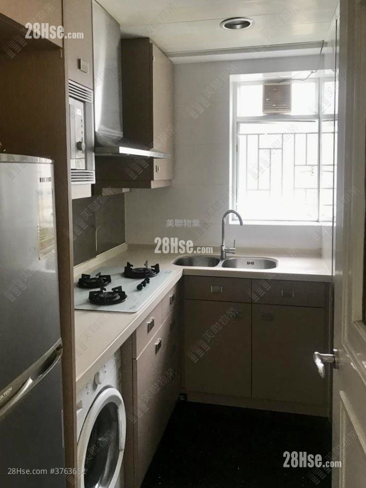 城中駅 售盘 3 房 , 2 浴室 731 平方尺