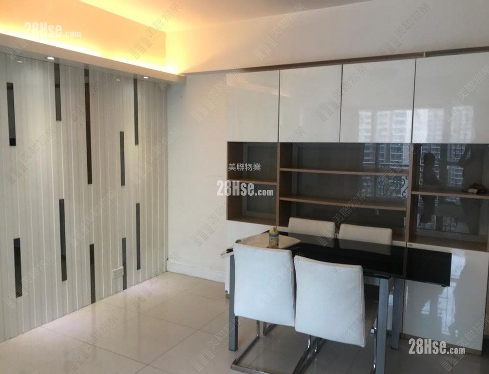 城中駅 售盘 3 房 , 2 浴室 731 平方尺