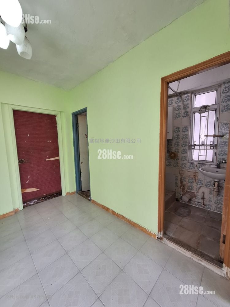 Golden Lion Garden Sell 2 Bedrooms , 1 Bathroom 285 ft²