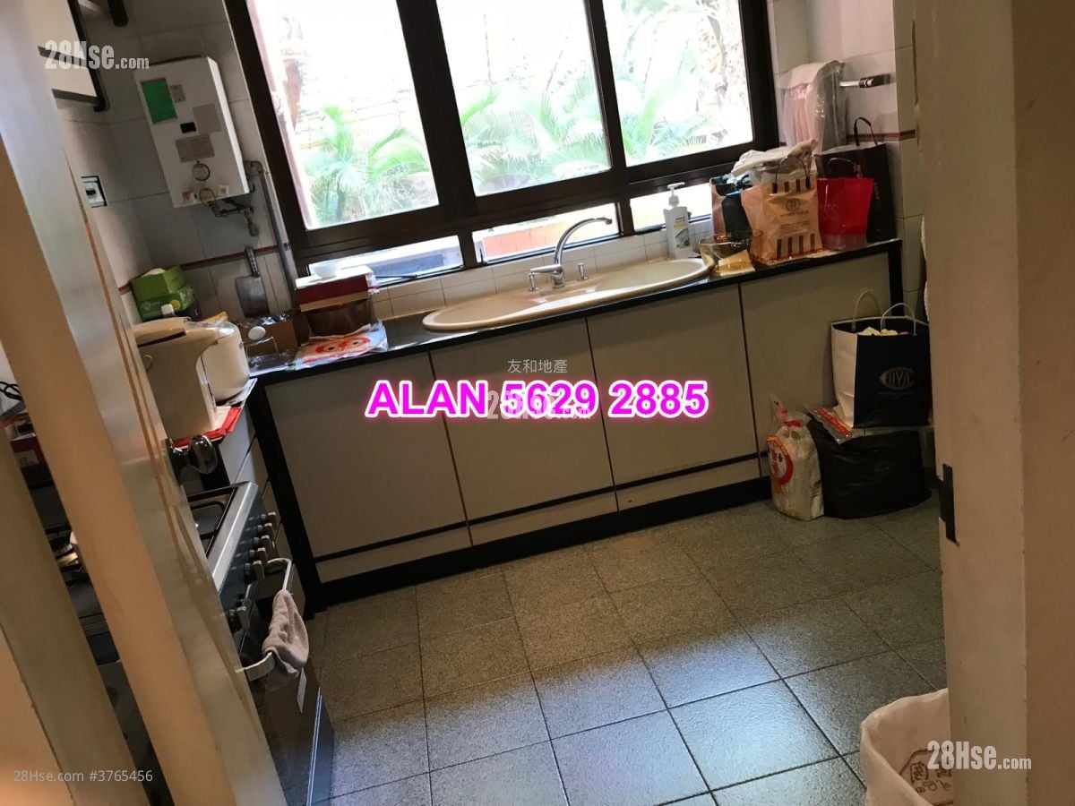 德丽阁 售盘 3 房 , 2 浴室 1,135 平方尺