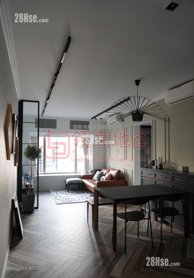 Sorrento Sell 3 Bedrooms , 2 Bathrooms 808 ft²