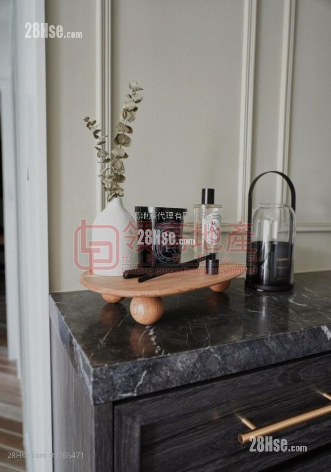 Sorrento Sell 3 Bedrooms , 2 Bathrooms 808 ft²